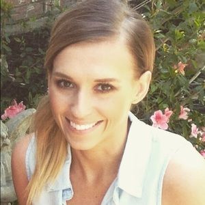 Meet your Posher, Whitney